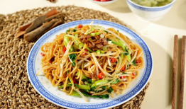 上海路炒粉视频吃瓜网,吃瓜网带你揭秘网红美食背后的故事